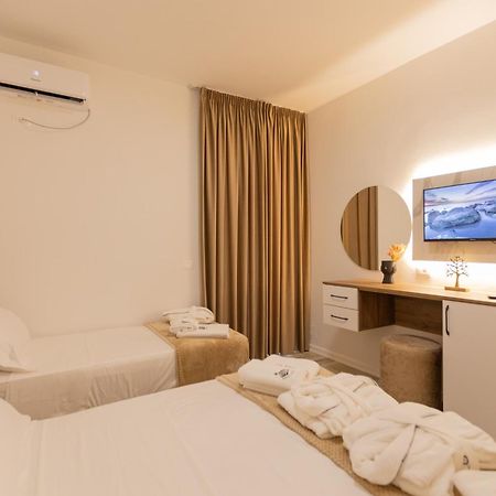 Zani'S Villa Vlorë Exteriör bild